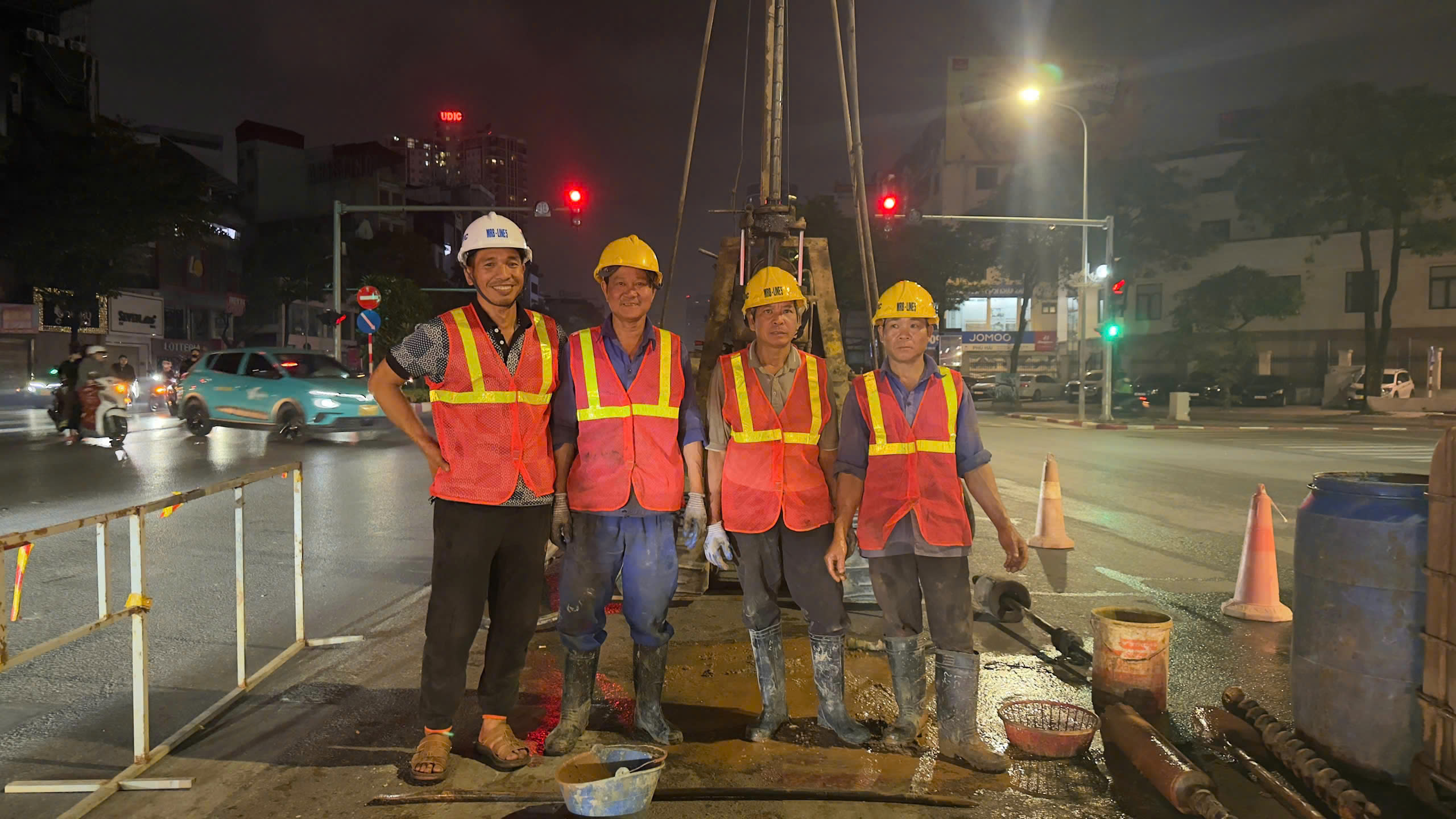 MỘT NĂM BẬN RỘN KHÔNG NGỪNG TRÊN CÁC CÔNG TRƯỜNG